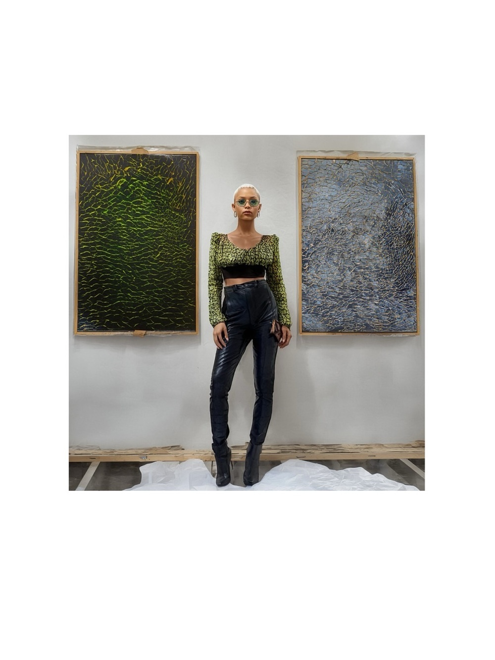 Black Feather Texture Wall digital Art Poster with Green-Yellow Gradient Accent